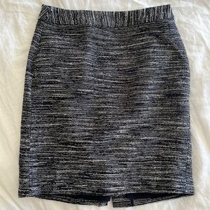 Banana Republic Chic Navy Woven Pencil Skirt